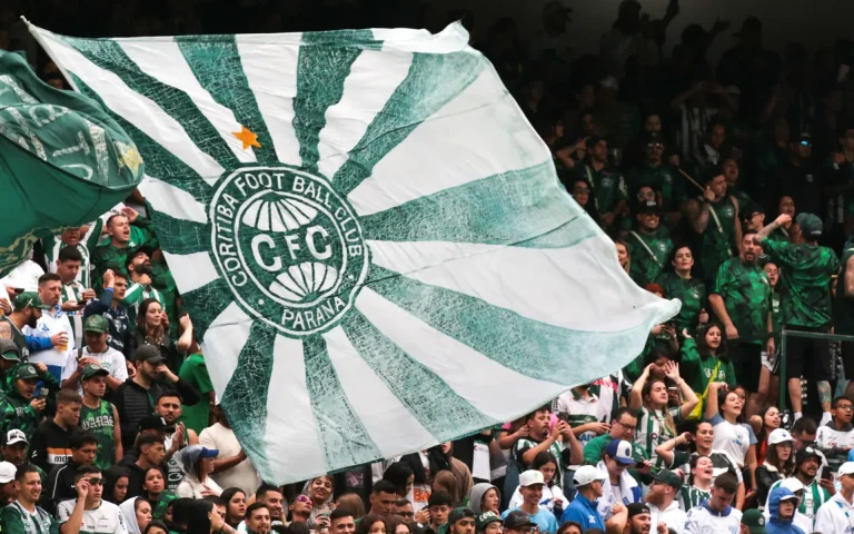 Coritiba x Corinthians termina 2 a 1 e encerra tabu no Couto