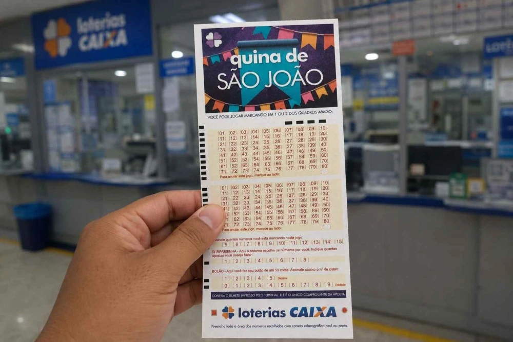 Volante da Quina da Caixa com a cartela de números para apostar